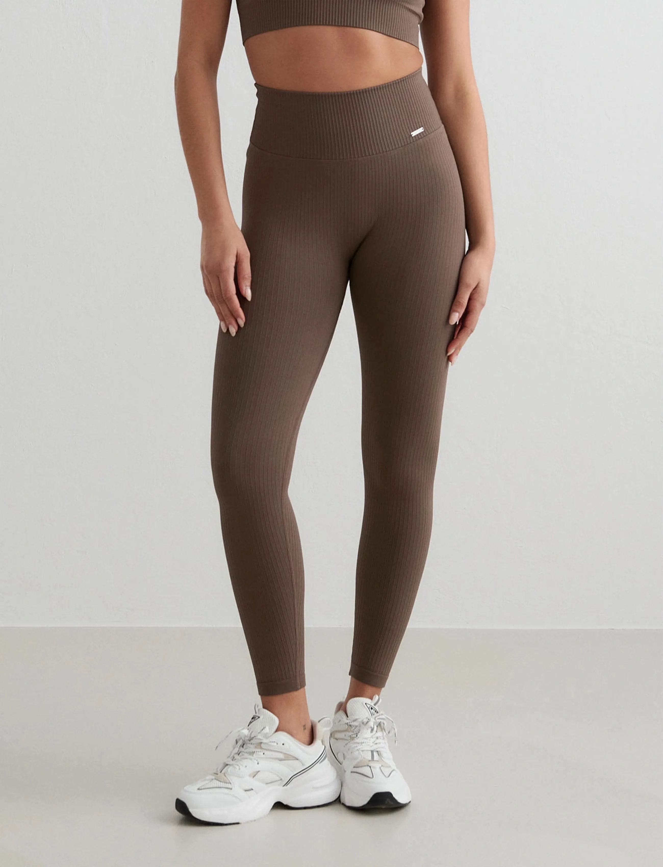aim ́n Ribbed Seamless Tights, L, Beige, Løbetræningstights > Sømløse Tights, Dame