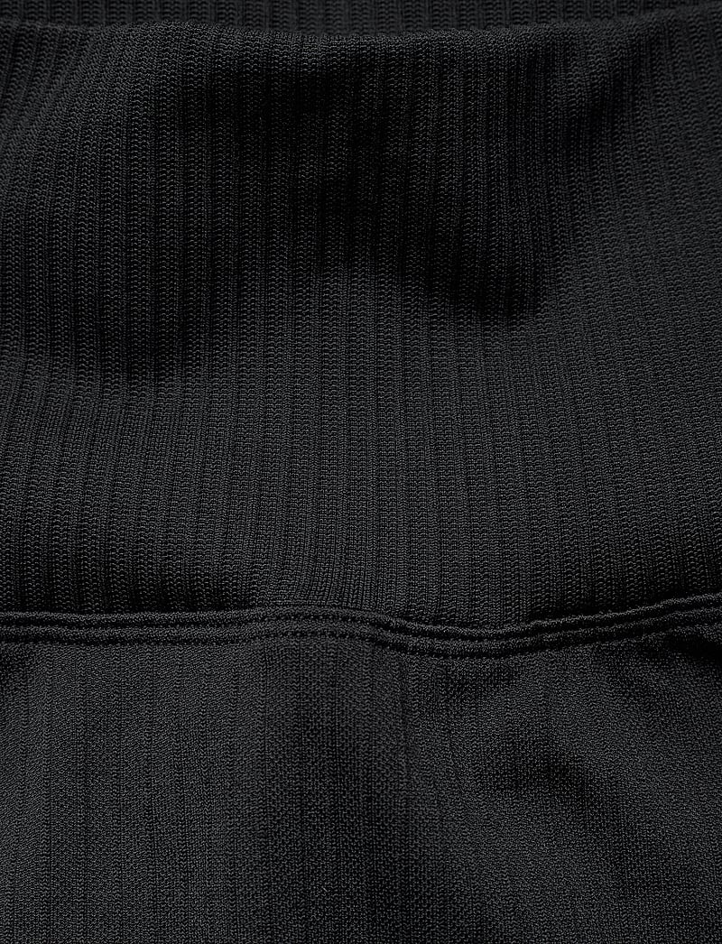 aim´n - Ribbed Seamless Biker Shorts - kurze tights - black - 3