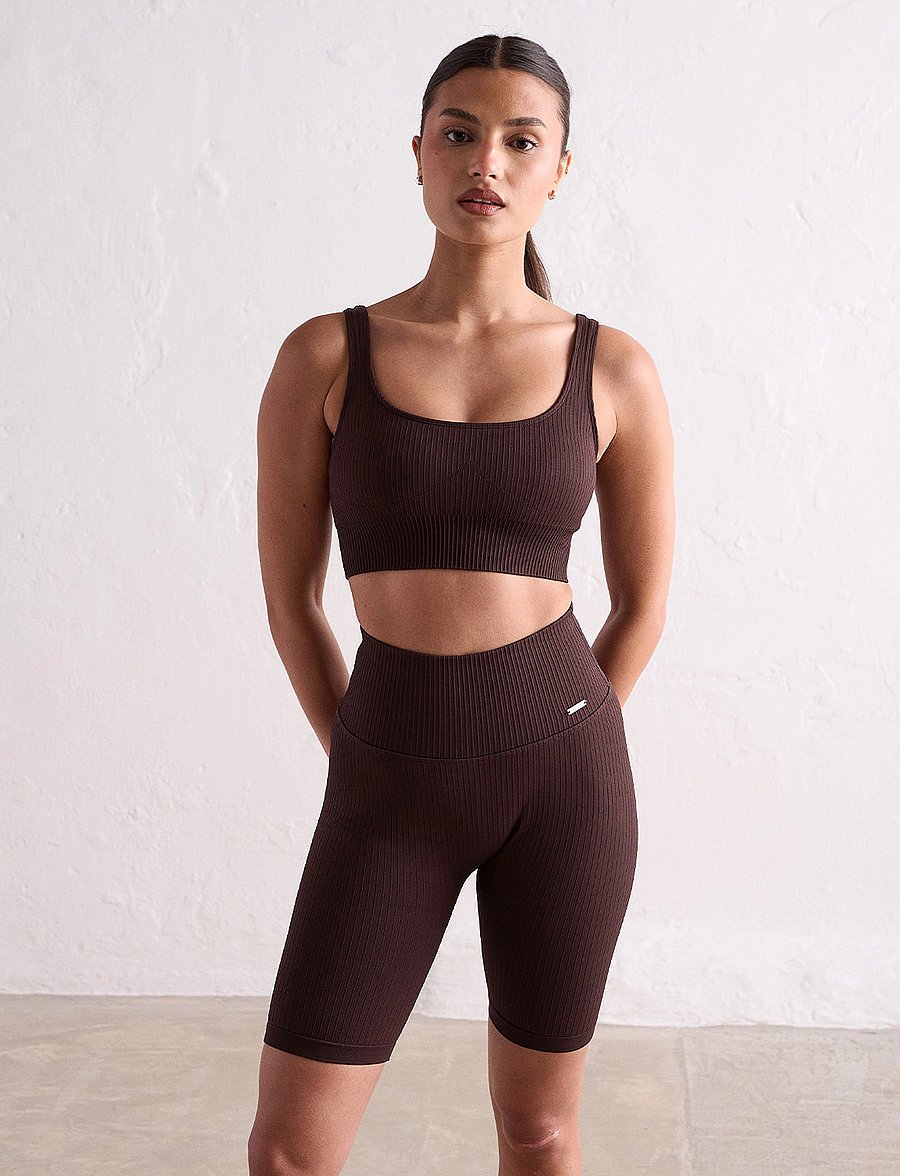 aim´n - Ribbed Seamless Biker Shorts - 1/2 länge - cacao - 0