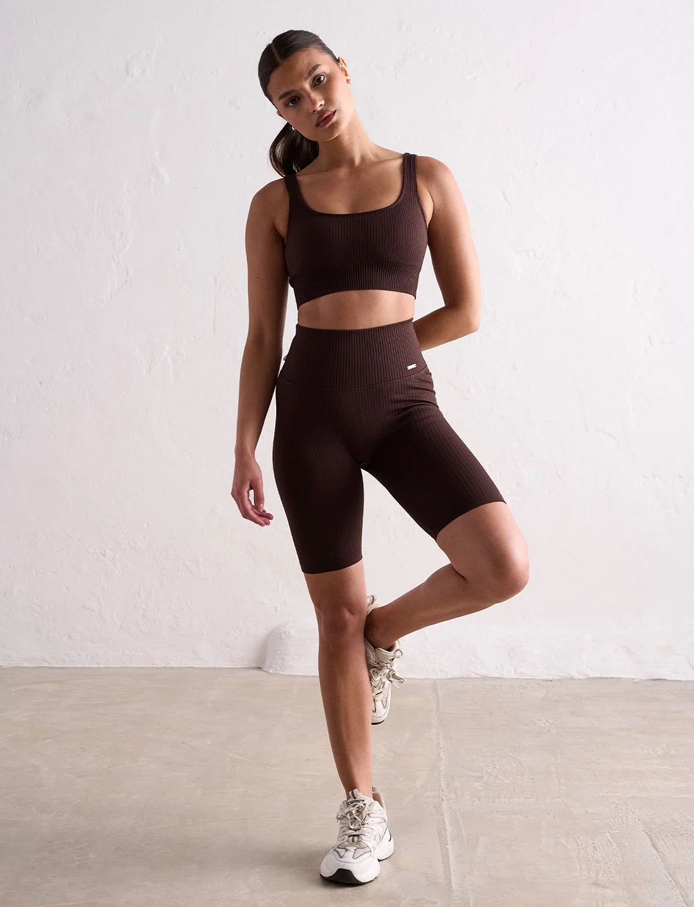 aim´n - Ribbed Seamless Biker Shorts - collants courts - cacao - 3