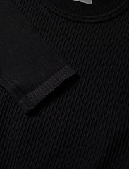 AIM'N - Ribbed Seamless Crop Long Sleeve - któtkie bluzki - black - 6