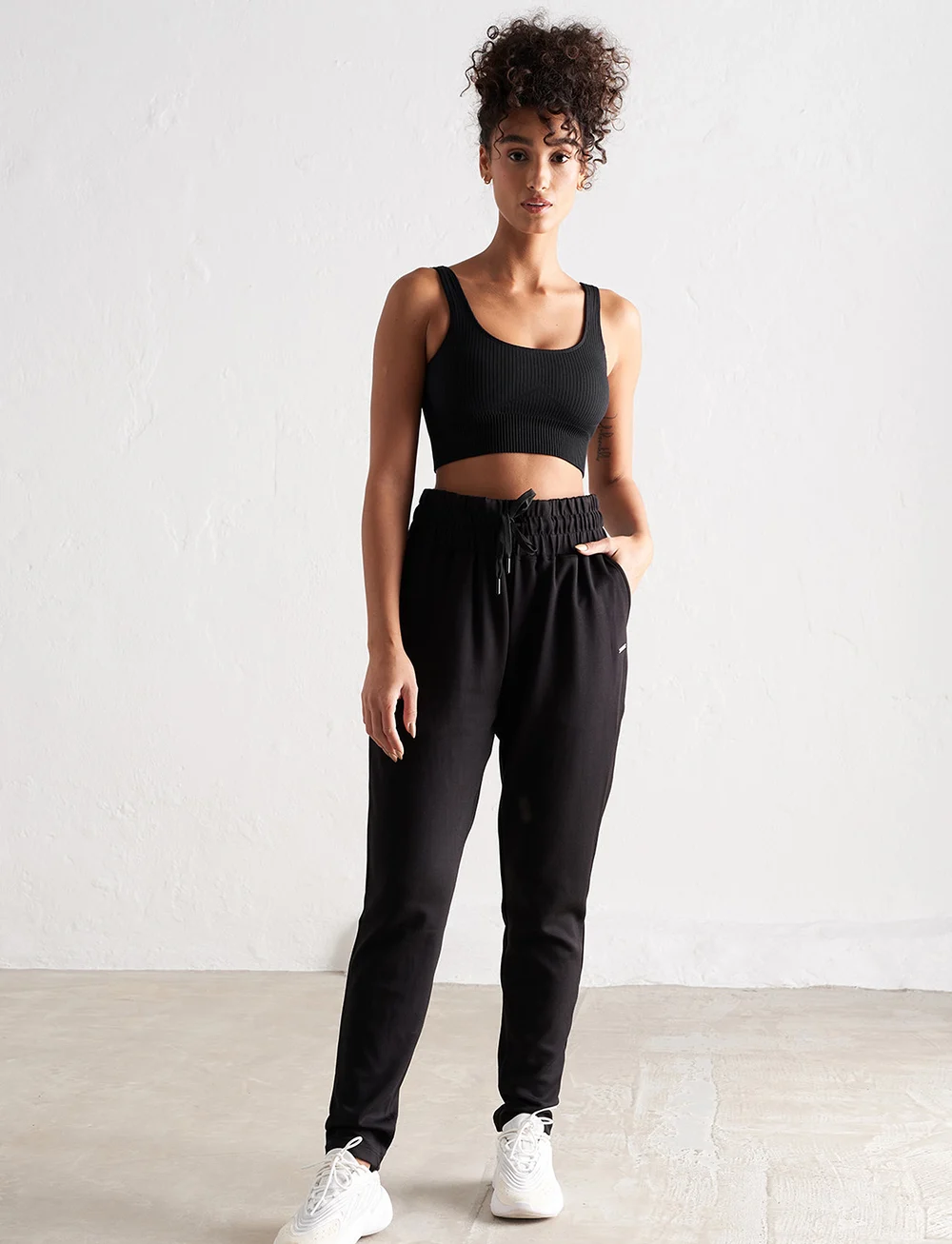 aim´n - Black Comfy Sweatpants - trainingshosen - black - 5