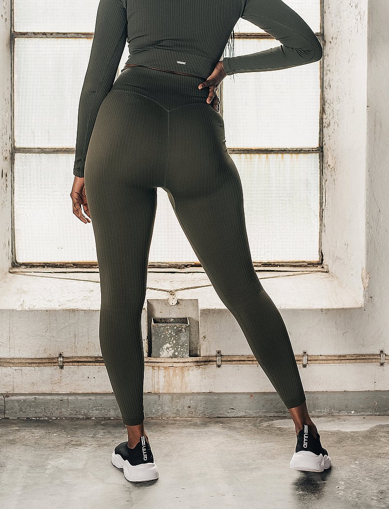 aim´n - Khaki Ribbed Seamless Tights - Õmblusteta retuusid - khaki - 4