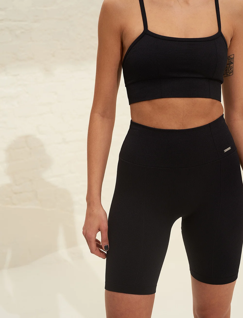 aim´n - Black Luxe Seamless Biker Shorts - lühikesed retuusid - black - 0