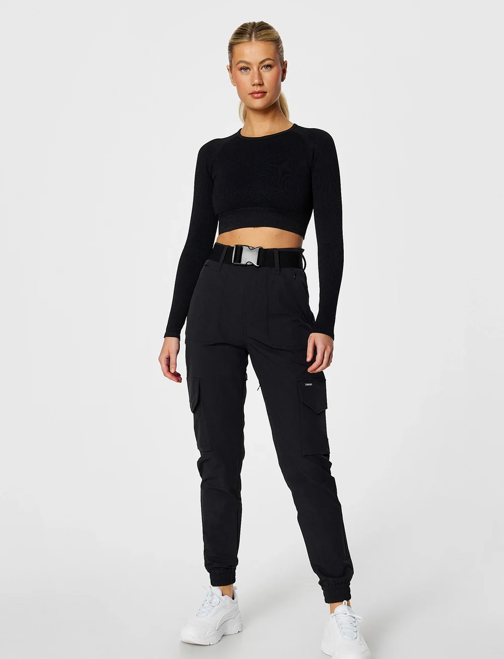 aim´n - Black Cargo Pants - outdoorhosen - black - 3