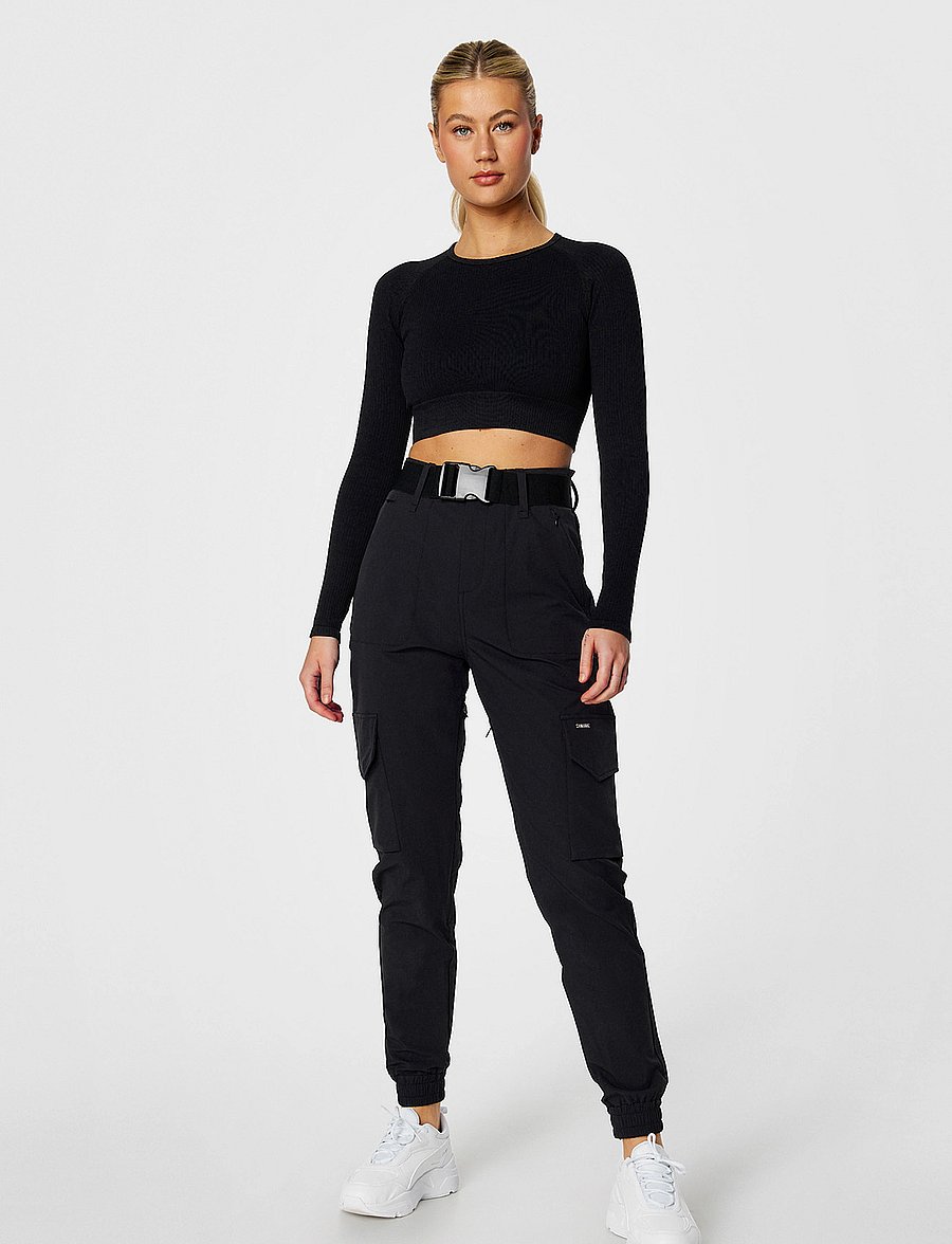 aim´n - Black Cargo Pants - friluftsbukser - black - 3
