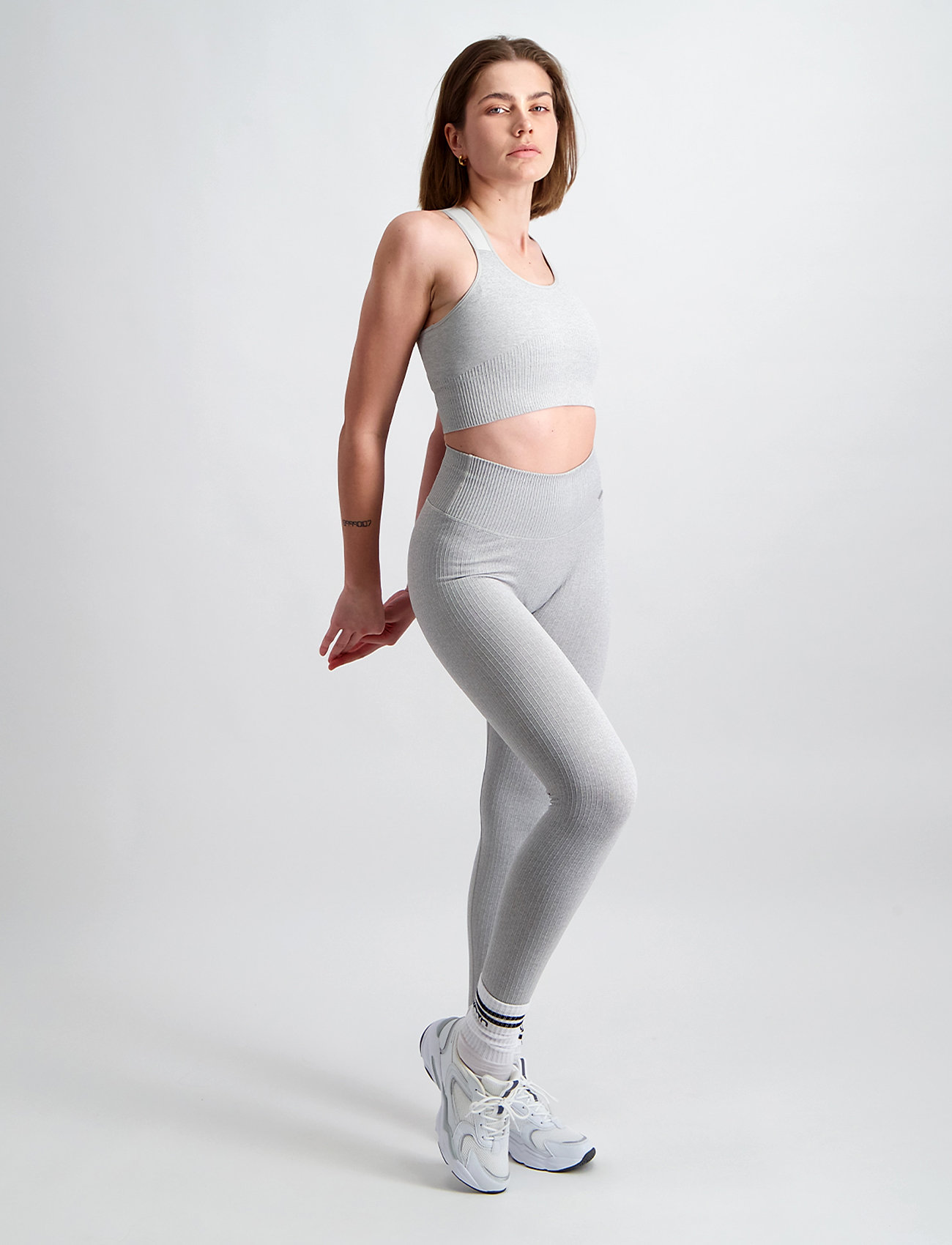 aim´n - Ribbed High Support Bra - light grey - 4