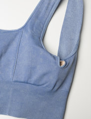 AIM'N - Washed Denim Seamless Bra - sport bras: medium - washed denim - 6