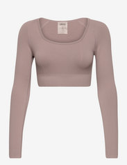 LUXE SEAMLESS CROP LONG SLEEVE - DUSTY VIOLET