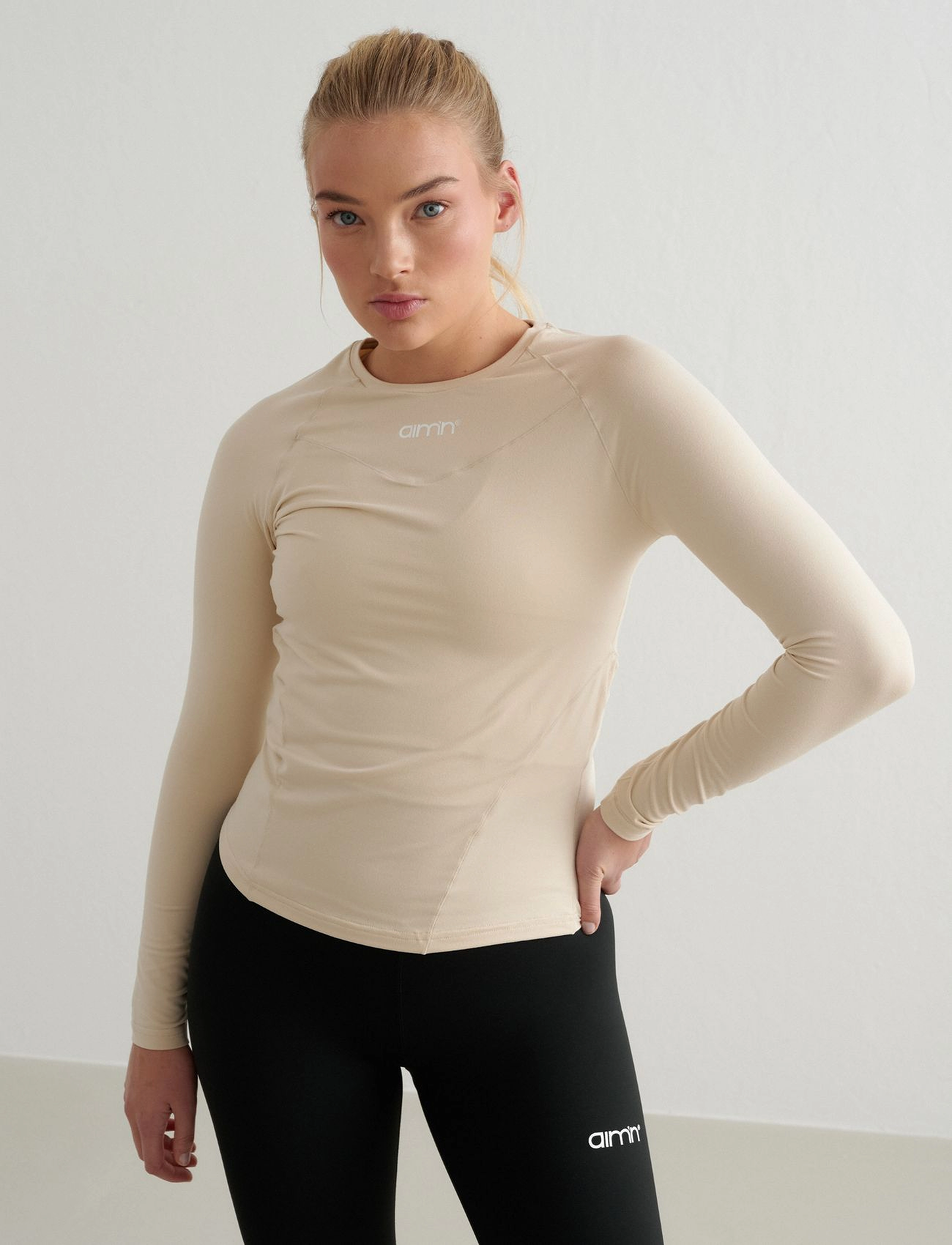 aim ́n Soft Basic Long Sleeve, XS, T-shirts & Oberteile, Beige - Long-sleeved, Frauen