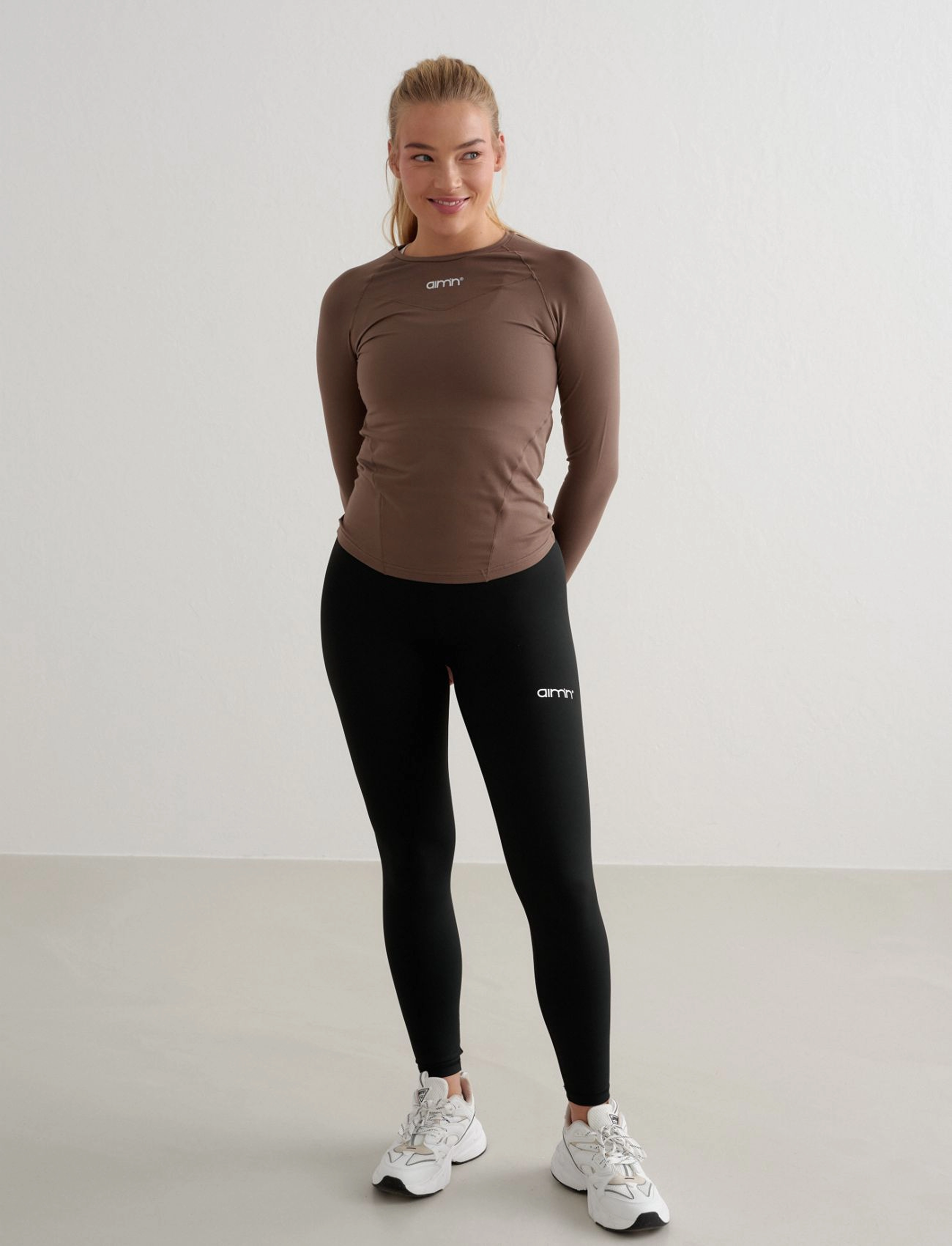 aim´n - Soft Basic Long Sleeve - langarmshirts - macchiato - 3