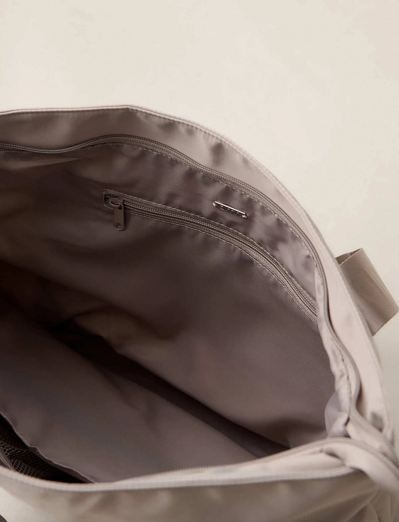 aim´n - Tote Bag - kotid - dark clay - 4