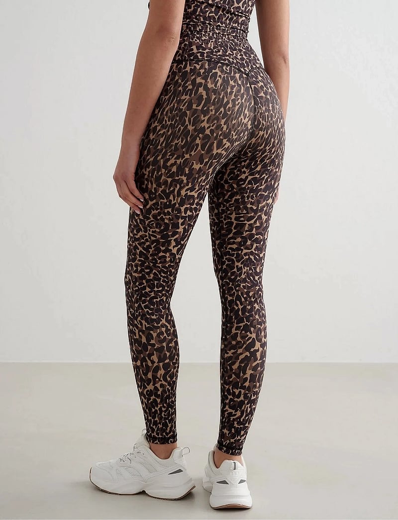aim´n - Core Tights - træningstights - cheetah - 5