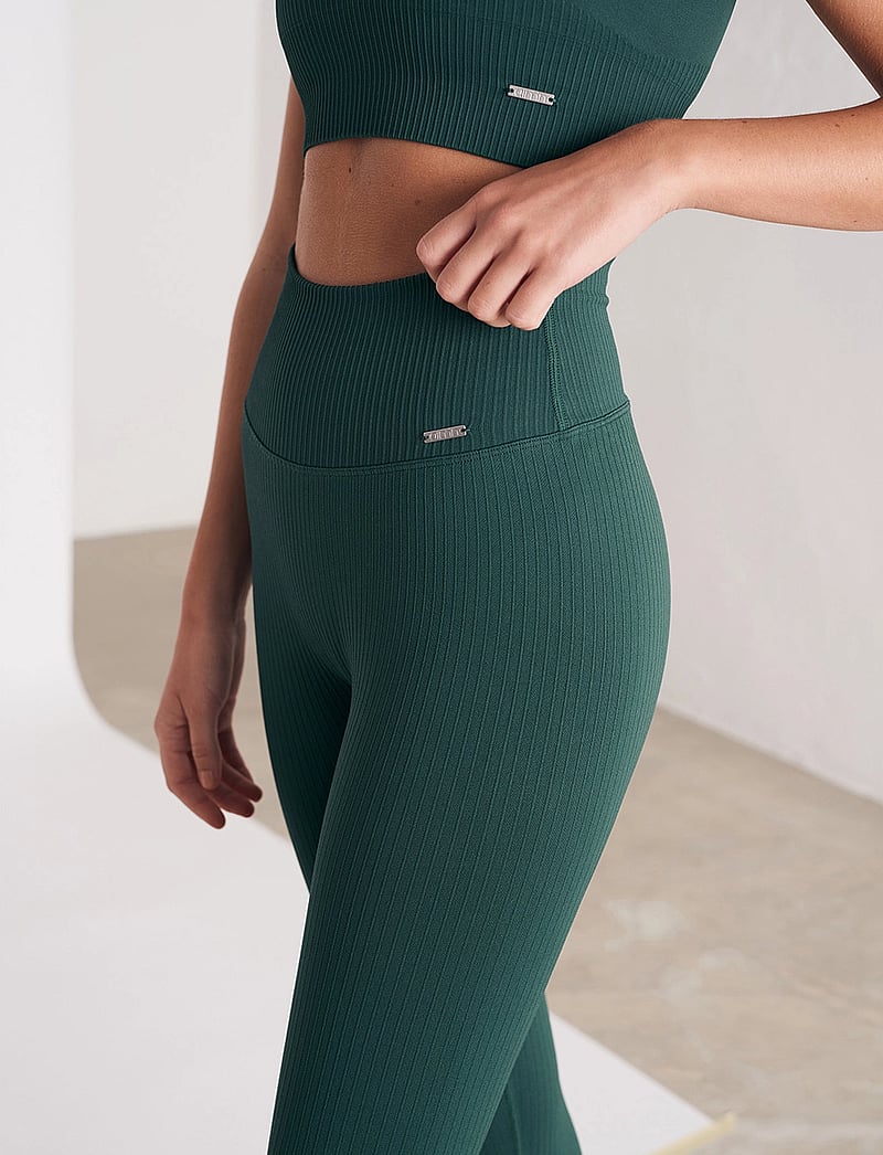 aim´n - Ribbed Seamless Tights - training tights - pine green - 4