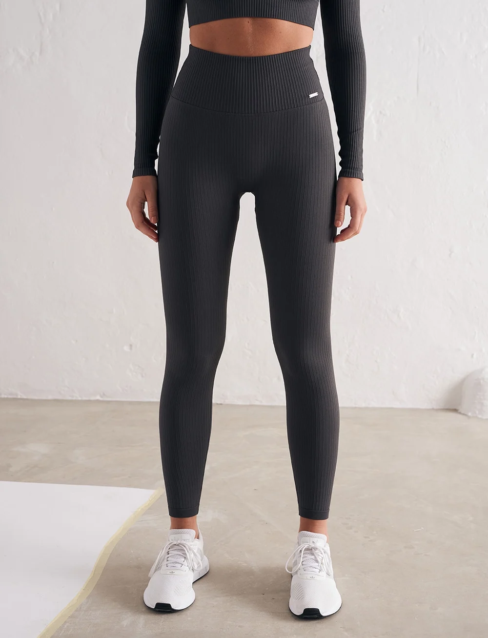 aim´n - Shadow Grey Ribbed Seamless Tights - trainingstights - shadow grey - 0