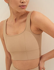AIM'N - Luxe Seamless Bra - women - solid beige - 2
