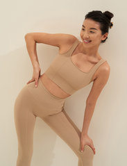 AIM'N - Luxe Seamless Bra - women - solid beige - 3