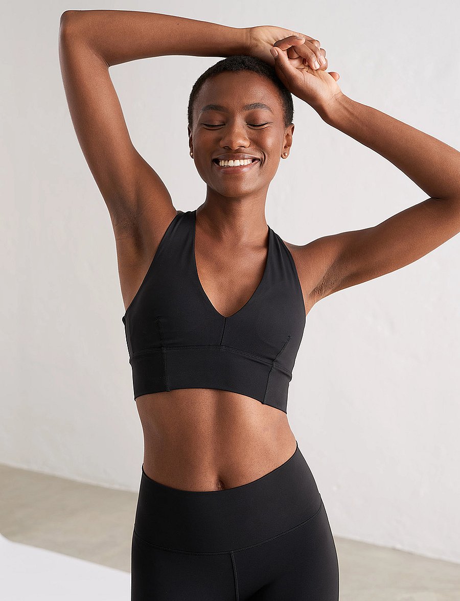aim´n - Sculpting Crossed Back Bra - mittlerer halt - black - 4