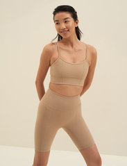AIM'N - Luxe Seamless Biker Shorts - seamless tights - solid beige - 2