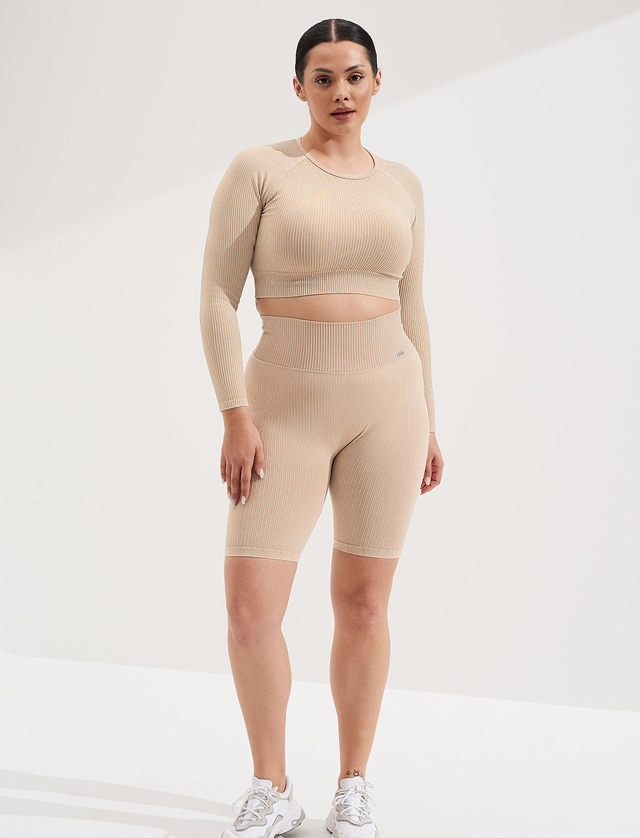 aim´n - Ribbed Seamless Biker Shorts - 1/2 længde - sand washed - 4