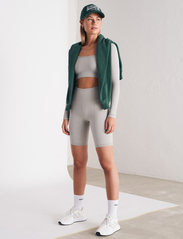 AIM'N - Luxe Seamless Biker Shorts - besiūlės tamprės - light grey - 3
