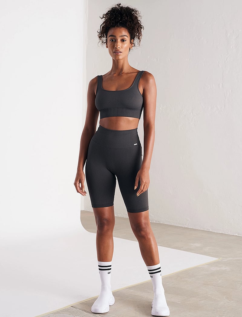 aim´n - Shadow Grey Ribbed Seamless Biker Shorts - lühikesed retuusid - shadow grey - 3