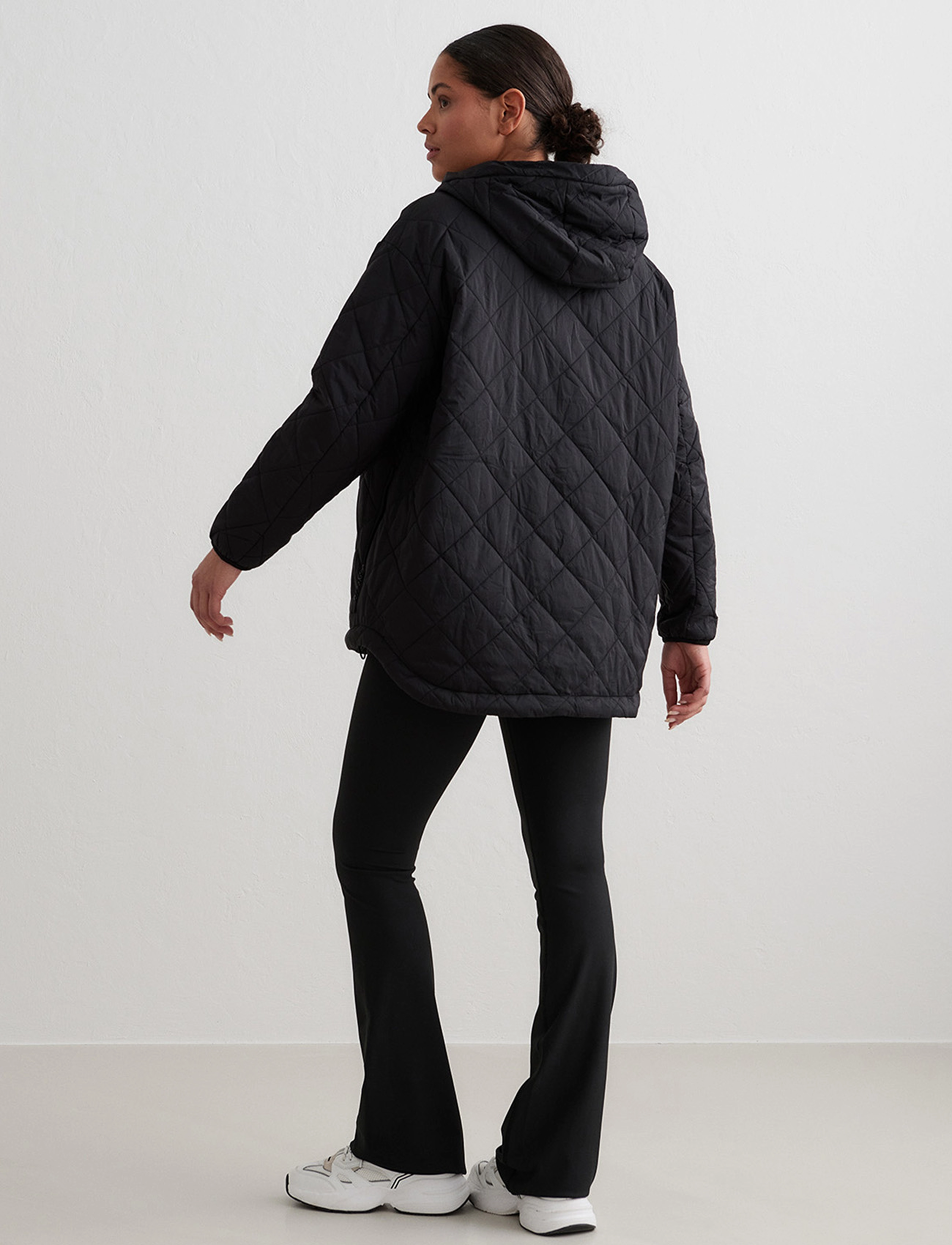 aim´n - Oversized Quilted Anorak - anorakker - black - 5