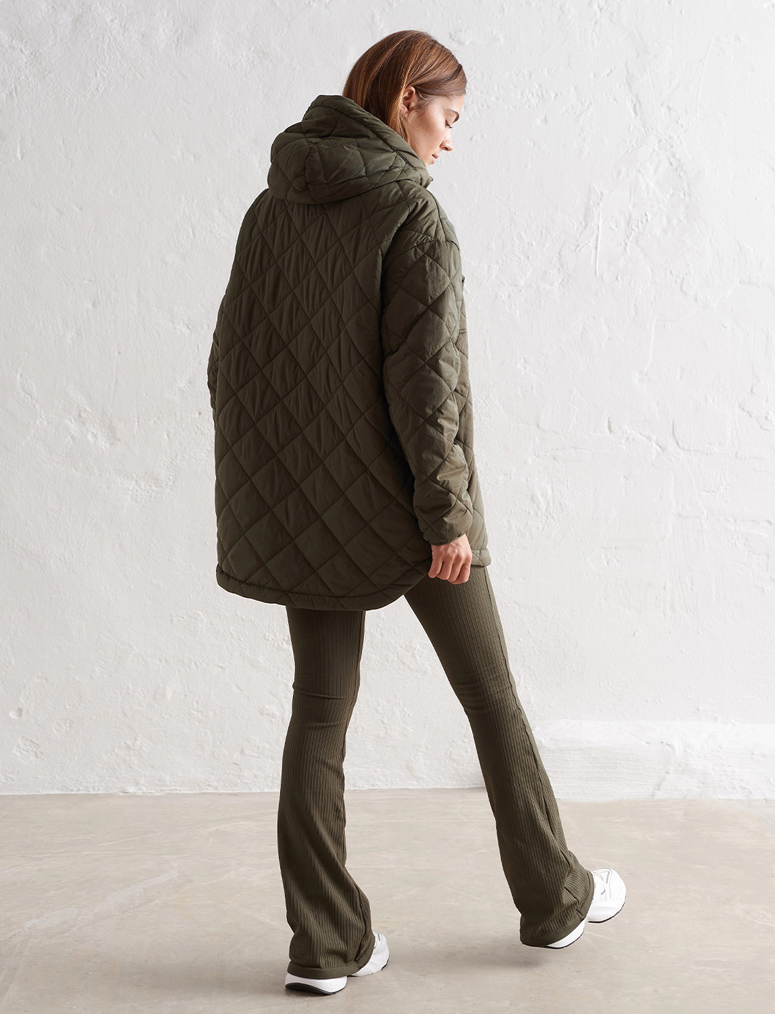 aim´n - Oversized Quilted Anorak - anorakid - khaki - 4
