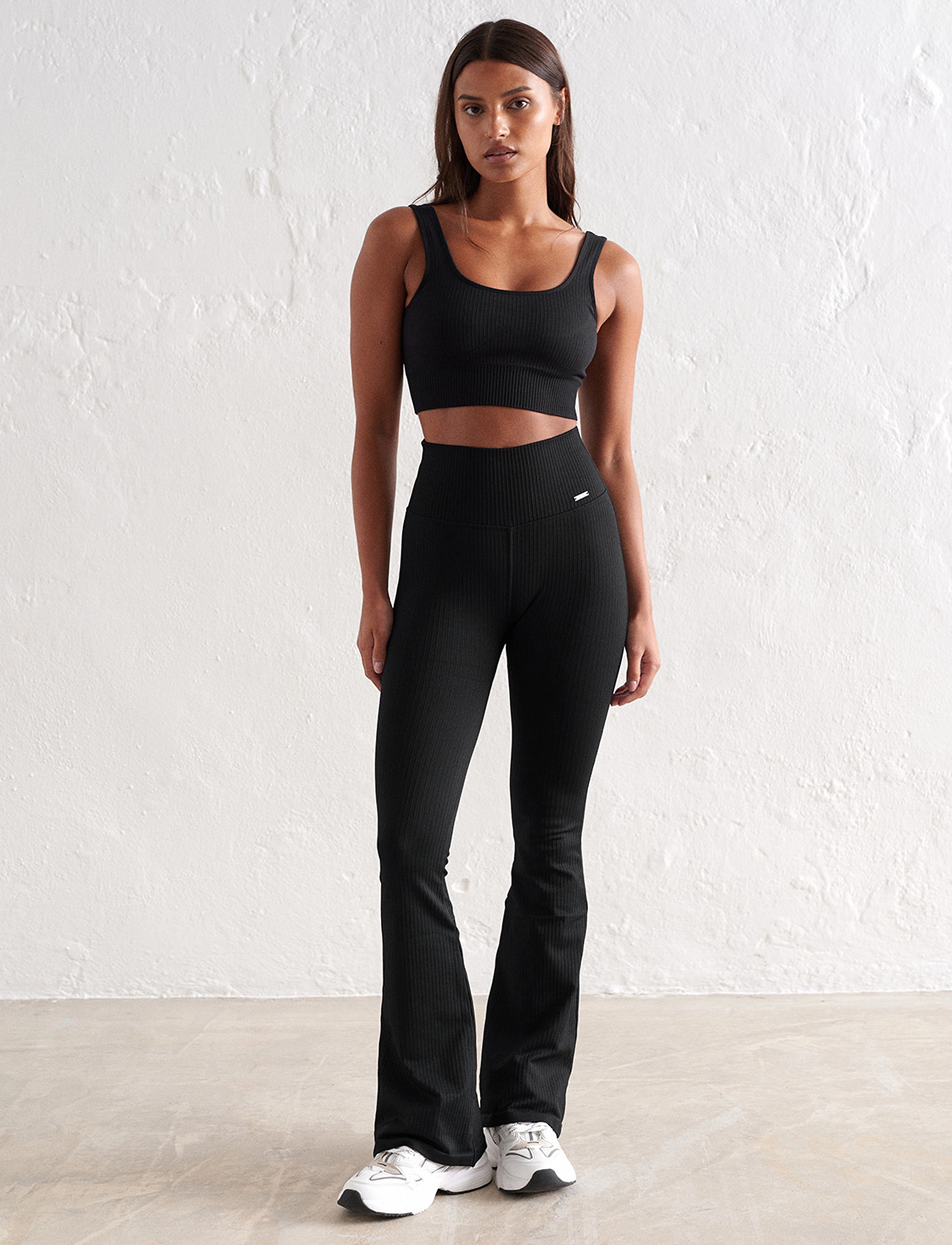 aim´n - Ribbed Seamless Flare Petite Tights - seamless tights - black - 3