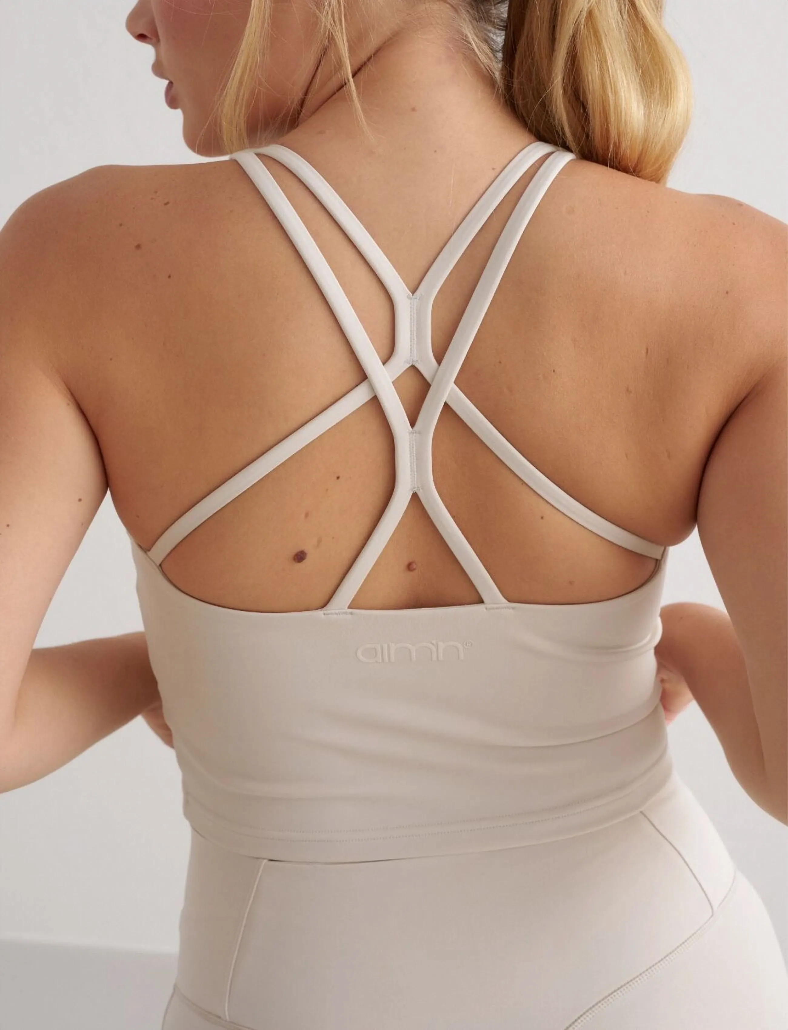 aim´n - Sculpting Strappy Bralette - najniższe ceny - clay - 3