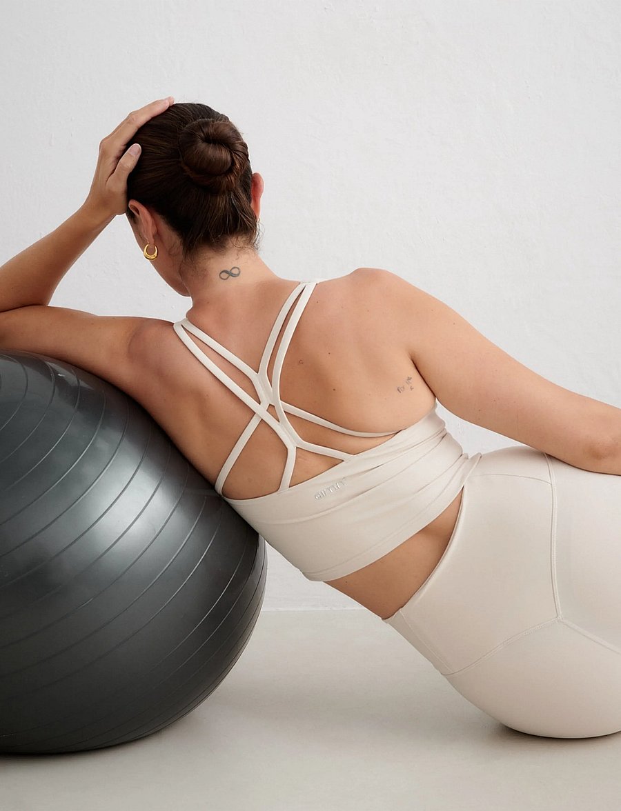 aim´n - Sculpting Strappy Bralette - medium støtte - sand - 5