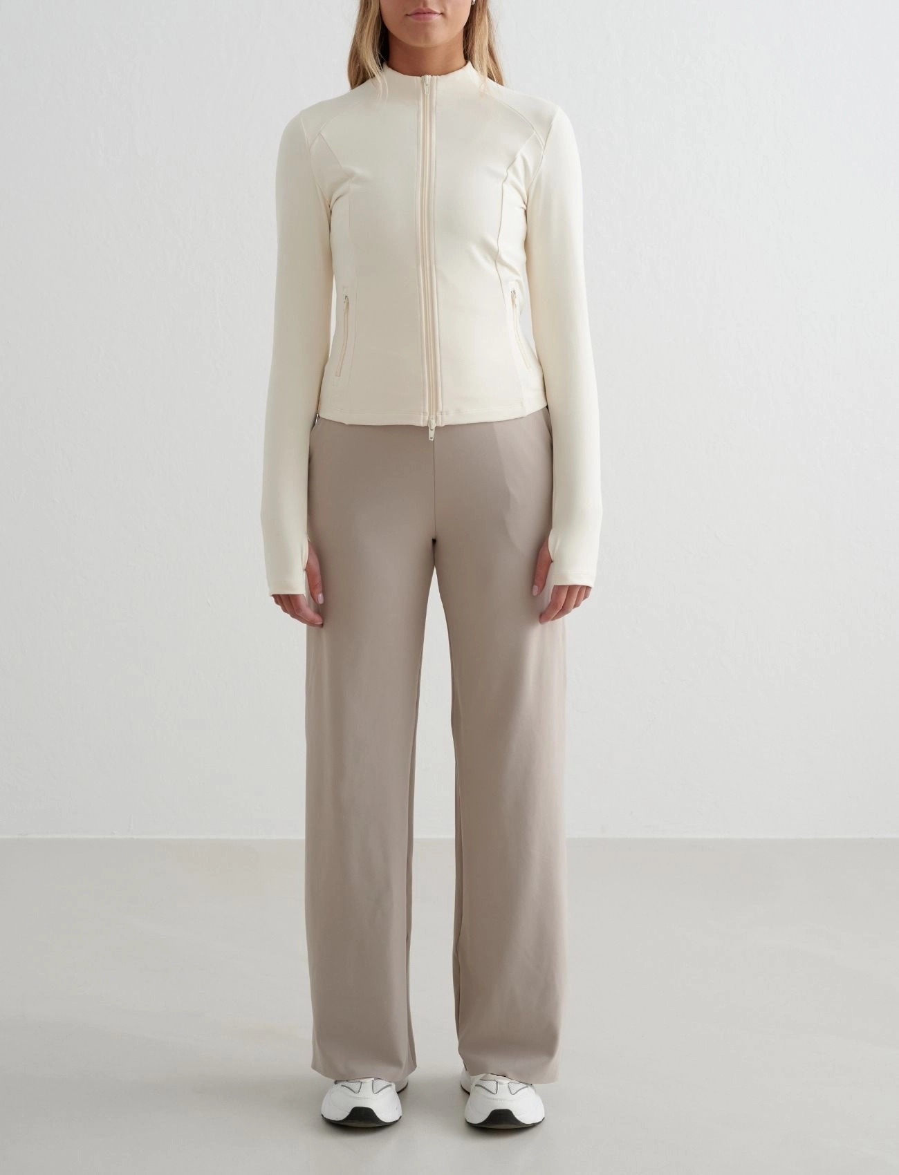 aim´n Sense Wide Pants - Treningsbukser - DARK CLAY / beige