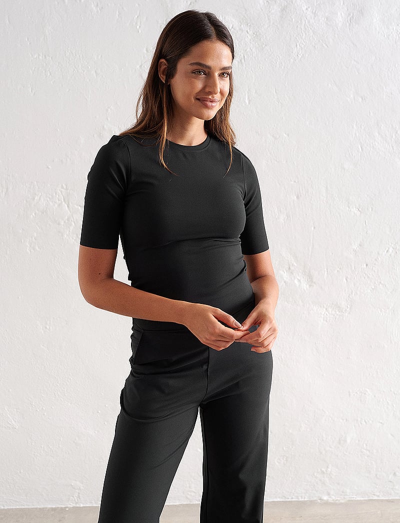 aim´n - Sense Half Sleeve Top - t-särgid - black - 3