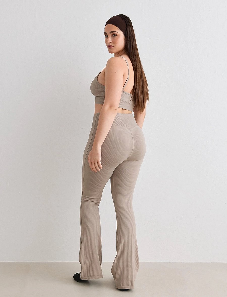aim´n - Ribbed Seamless Flare Tights - volle länge - dark clay - 3