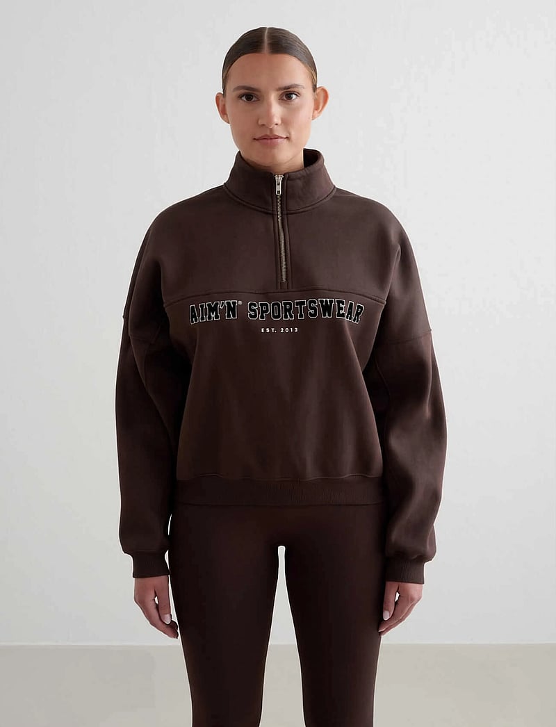 aim´n - Varsity Sweat Half Zip - oberteile - chocolate - 0