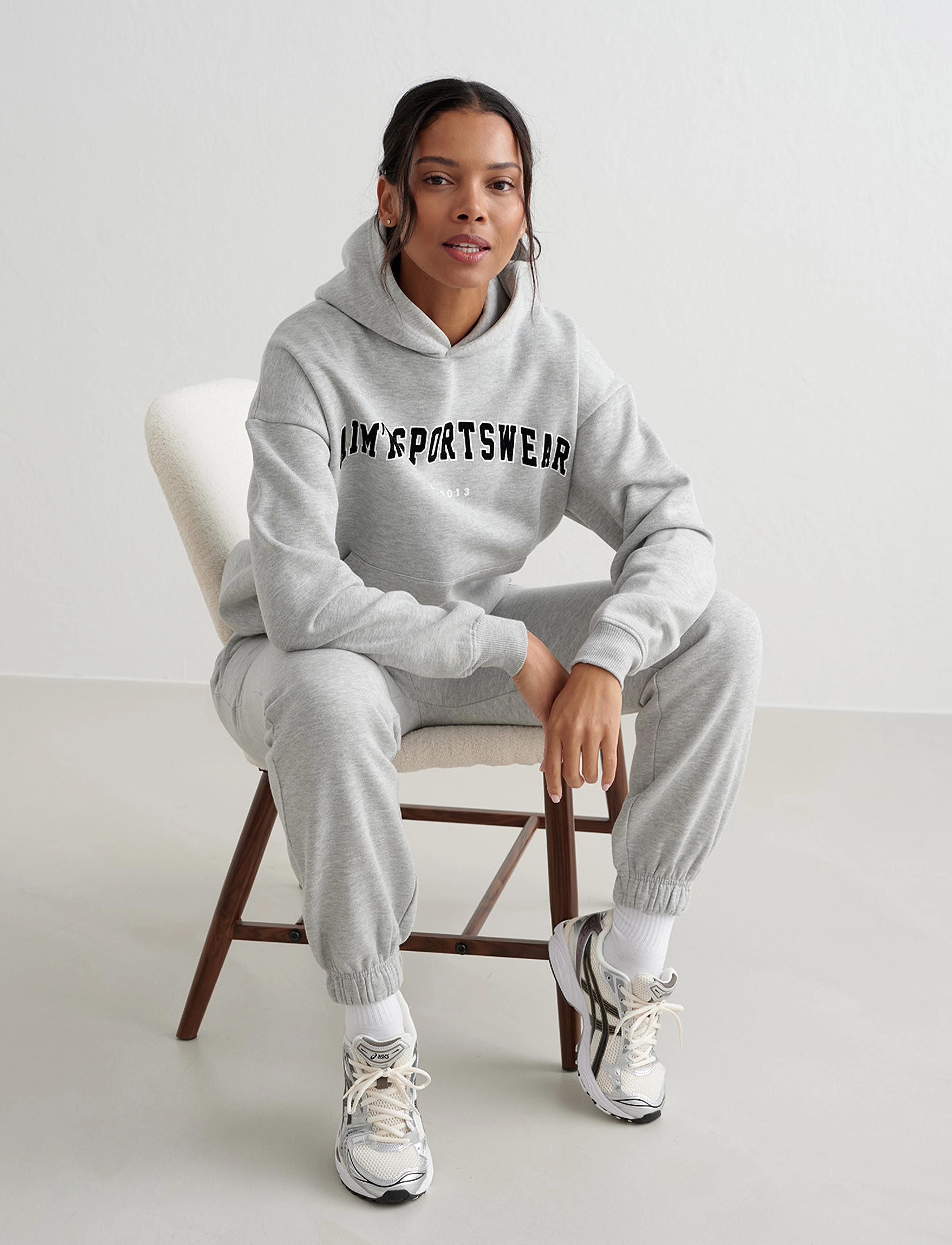 Aimn Sweatshirt 'Varsity Sweat' dam – bild 7