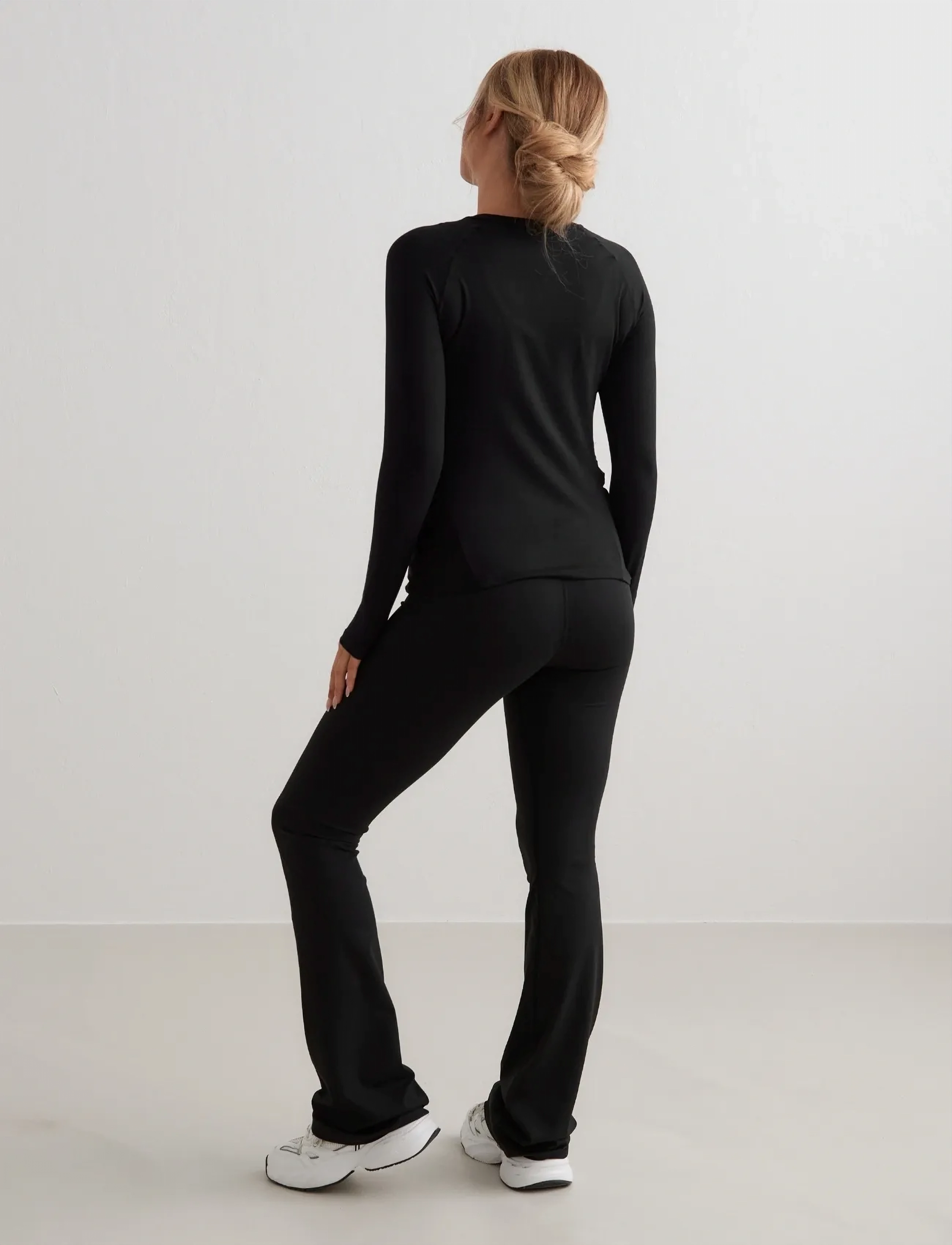 aim´n - Soft Basic Maternity Long Sleeve - sportoberteile - black - 5