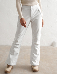 AIM'N - Stretch Thermo Pants - outdoor pants - white - 3
