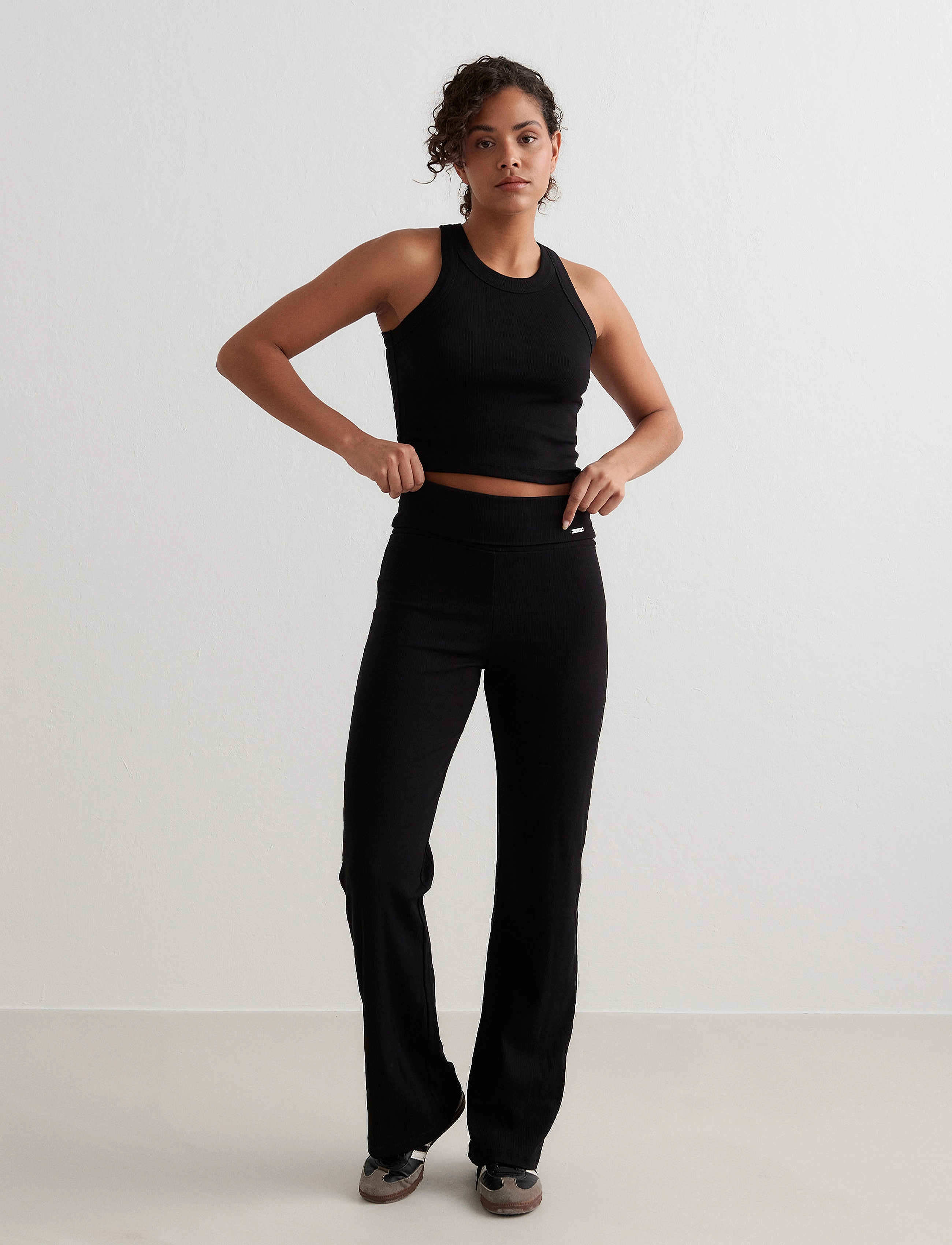 aim ́n Ease Ribbed Pants, XL, Sport, Schwarz - Sweatpants, Frauen