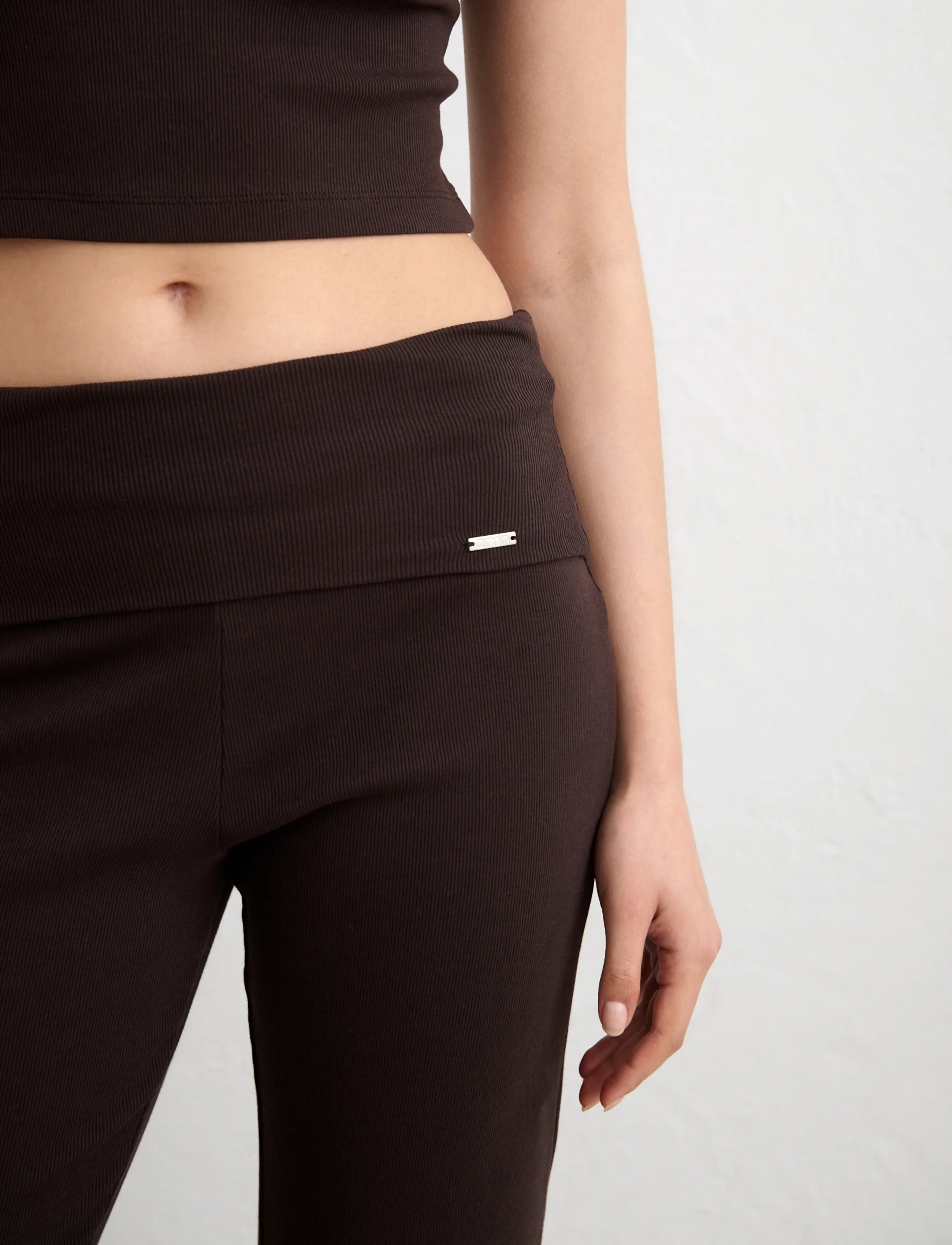 aim´n - Ease Ribbed Pants - träningsbyxor - chocolate - 3