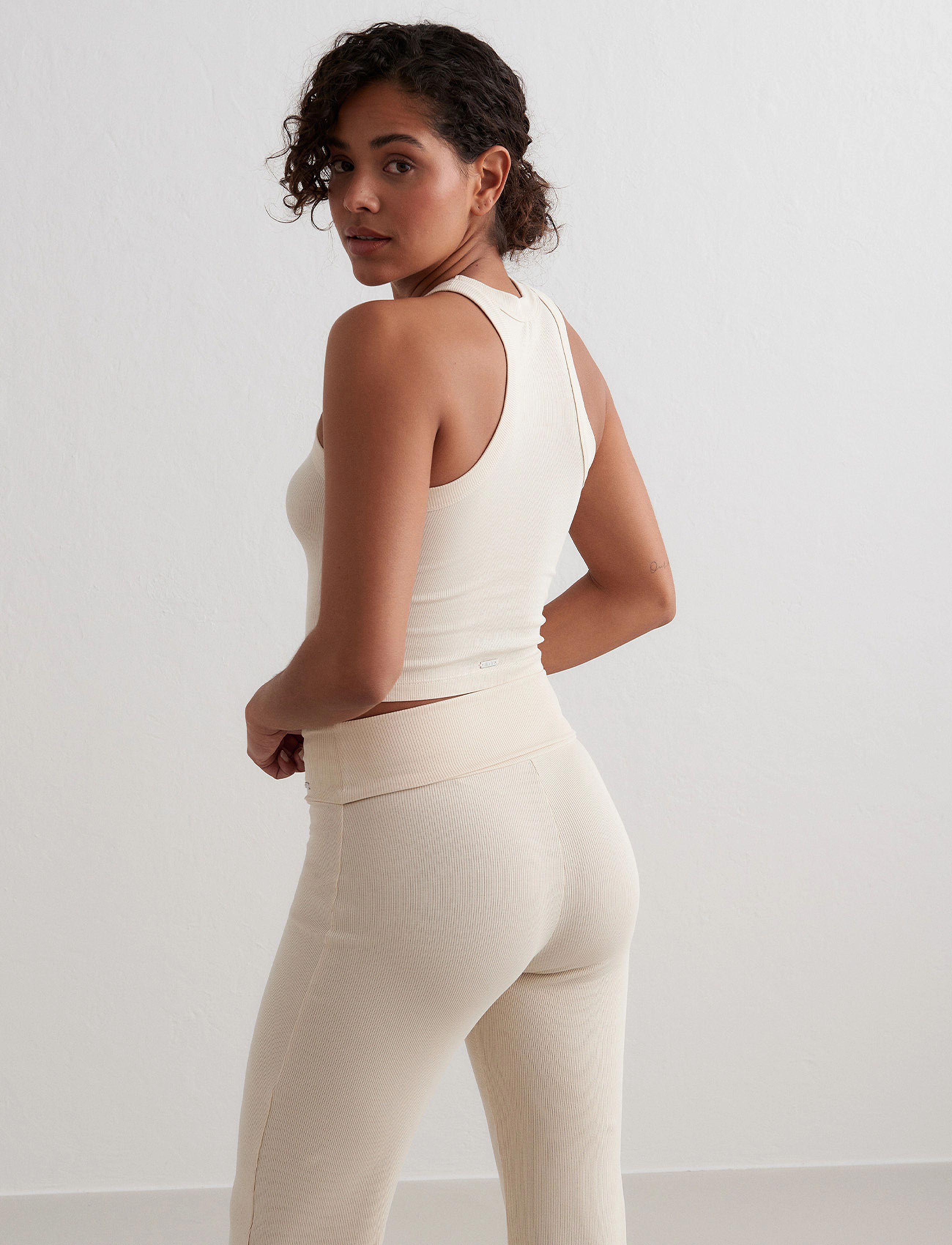 aim´n - Ease Ribbed Tank Top - cafÉ au lait - 3