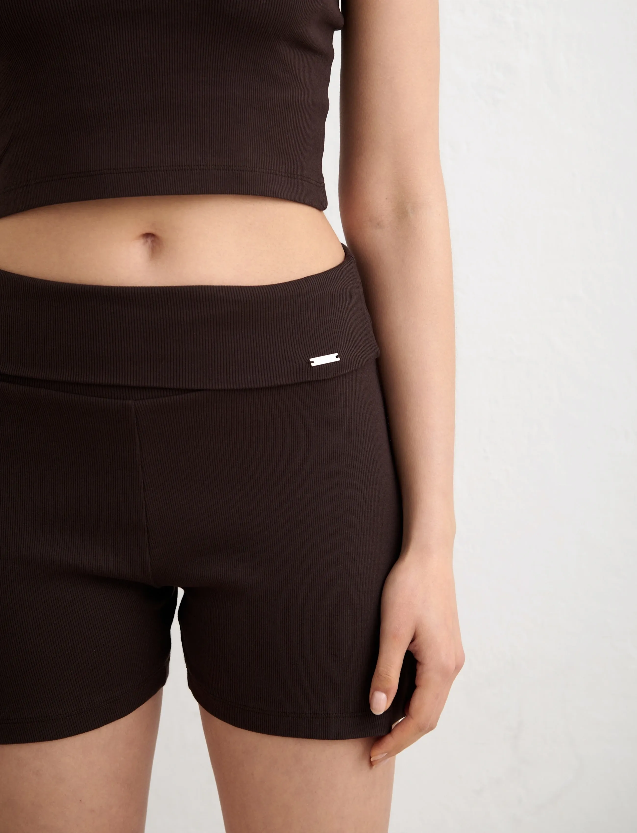 aim´n - Ease Ribbed Shorts - shorts - chocolate - 4