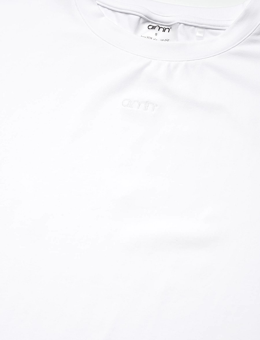 aim´n - Essence Relaxed T-shirt - crop-tops - white - 2
