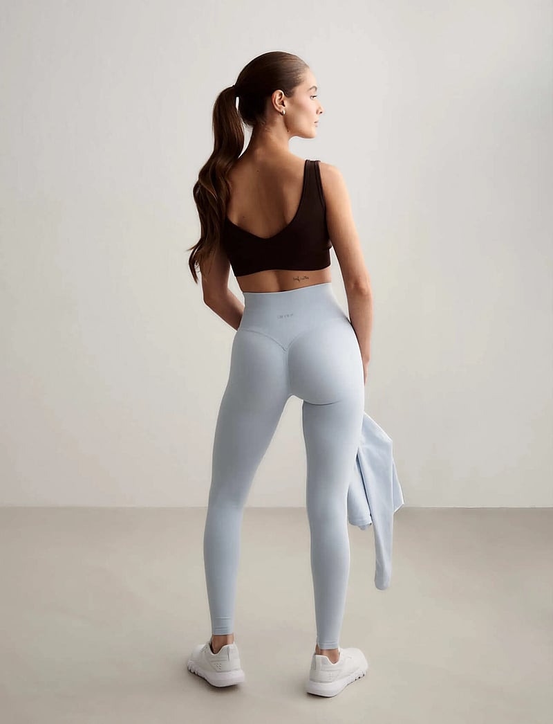 aim´n - Shape Seamless Tights - træningstights - aura - 4
