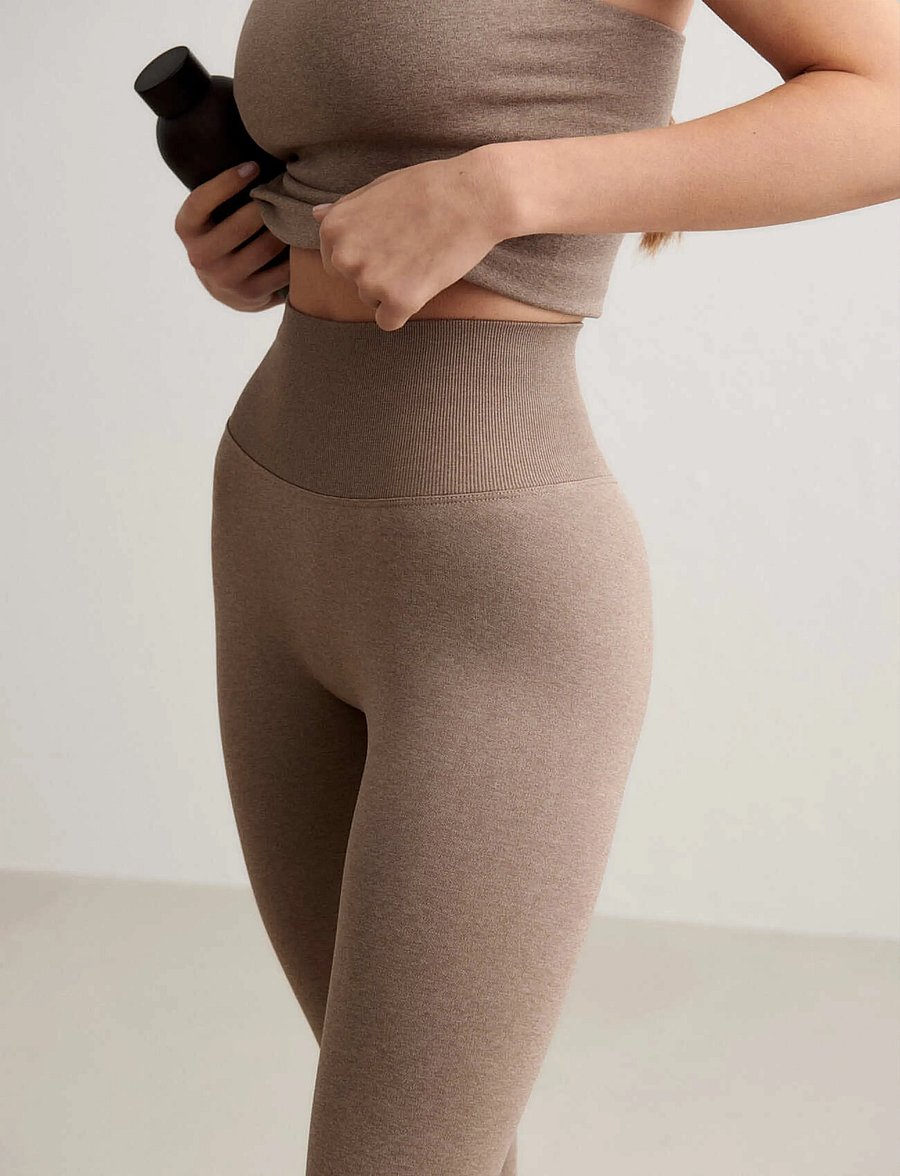 aim´n - Shape Seamless Tights - trainingstights - espresso melange - 5