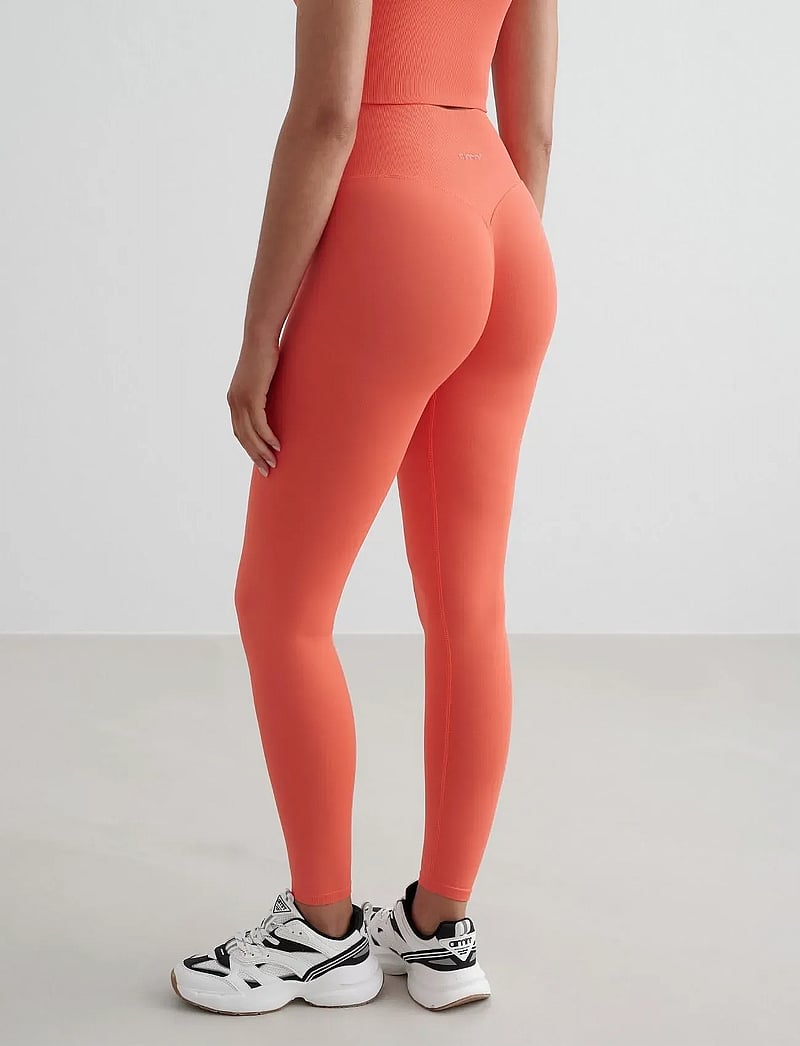 aim´n - Shape Seamless Tights - seamless tights - tangerine - 5