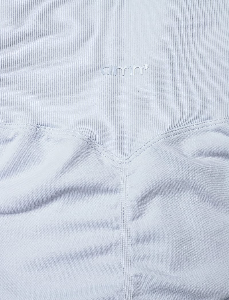 aim´n - Shape Seamless Hotpants - rattapüksid - aura - 5