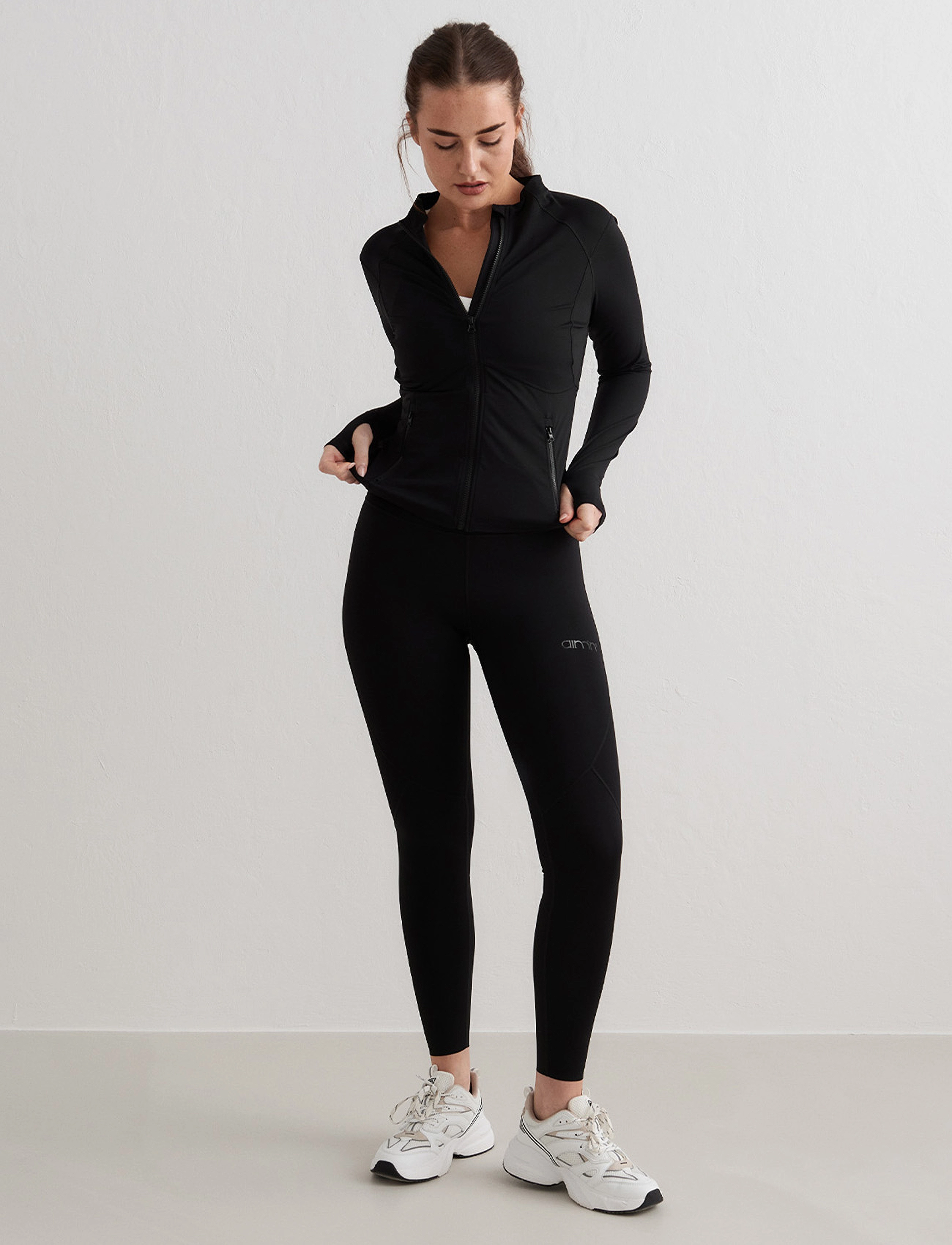 aim´n - Sculpting Zip Jacket - overdele - black - 3