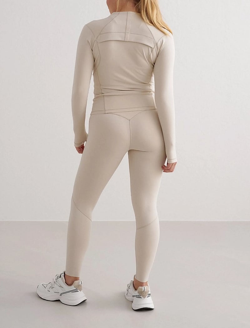 aim´n - Sculpting Zip Jacket - sporta virsjakas - clay - 5