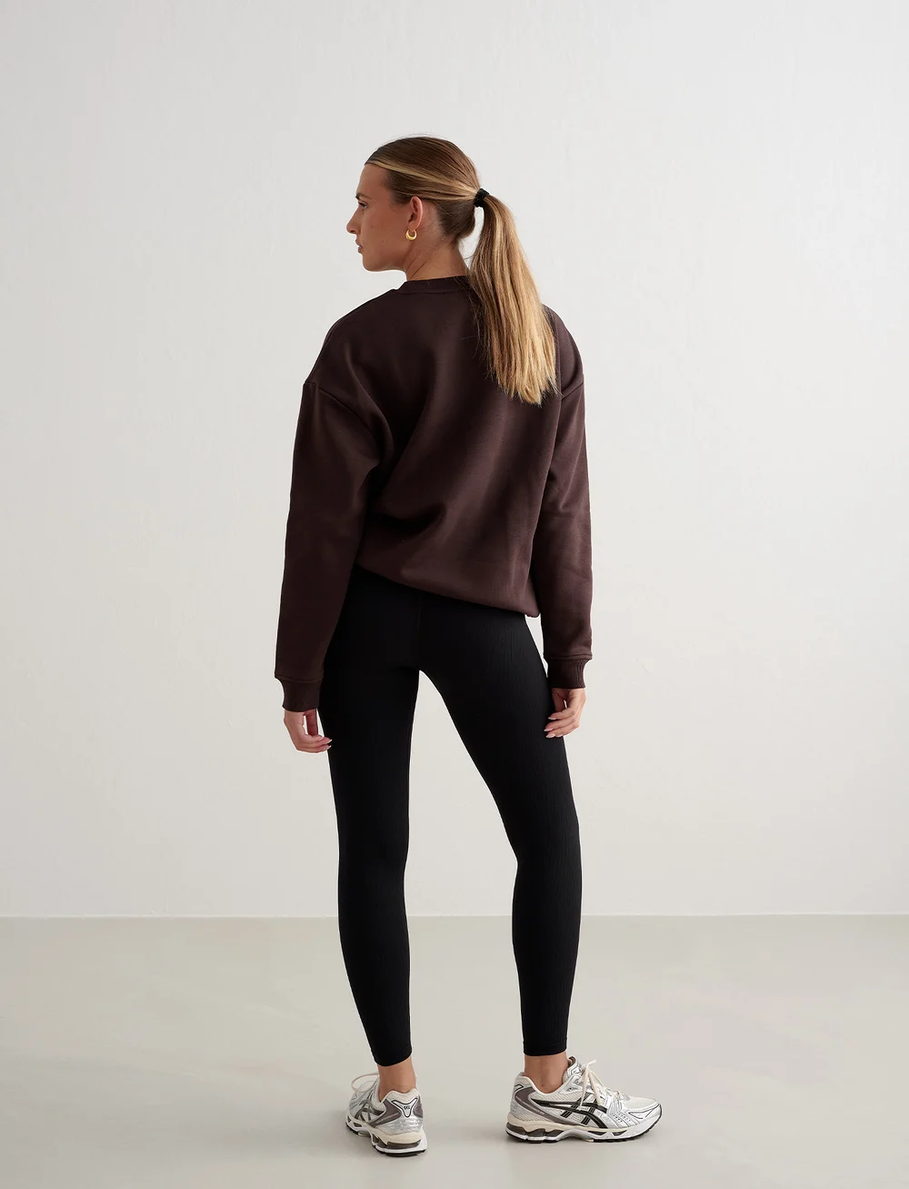 aim´n - Serif Sweatshirt - Överdelar - cacao - 4